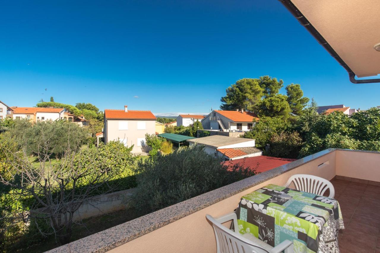 קרק 2-Bedroom Krk Apartment - Near Krk Beaches & Town! מראה חיצוני תמונה
