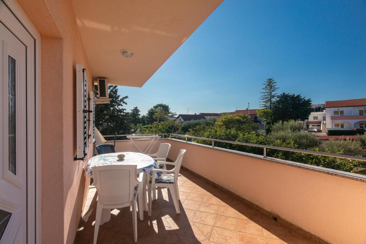 קרק 2-Bedroom Krk Apartment - Near Krk Beaches & Town! מראה חיצוני תמונה